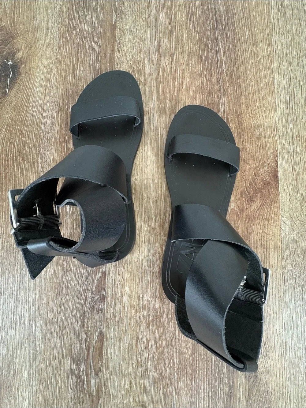Zara EUC Black Leather Ankle-Strap Flat Sandals Sz: US 7| Minimalist, Chic - Picture 10 of 16